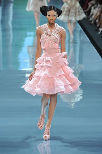 Look 29